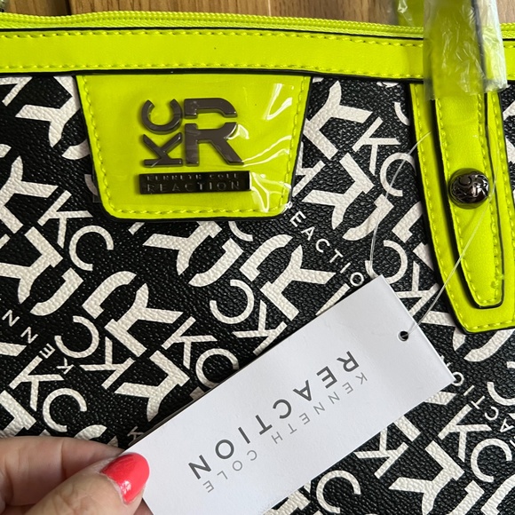 Kenneth Cole Reaction Black / Neon Yellow Tote Bag BNWT - Picture 4 of 11
